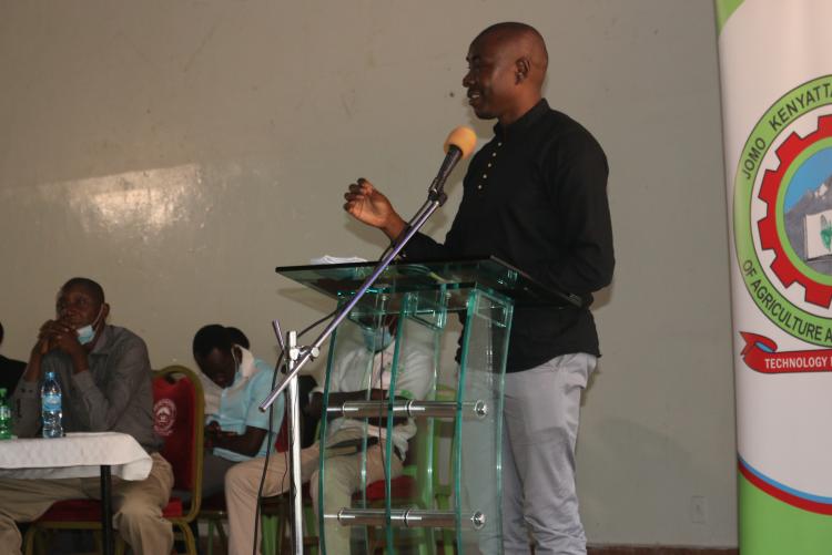 Wilson Kairu giving a career talk to students from the School of Physical Science in Jomo Kenyatta University of Agriculture and Technology on 15th March 2021